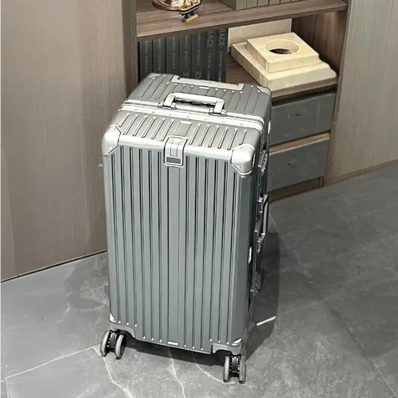 Aluminum Frame Lightweight Luggage 360 Spinner TSA Lock Large Capacity