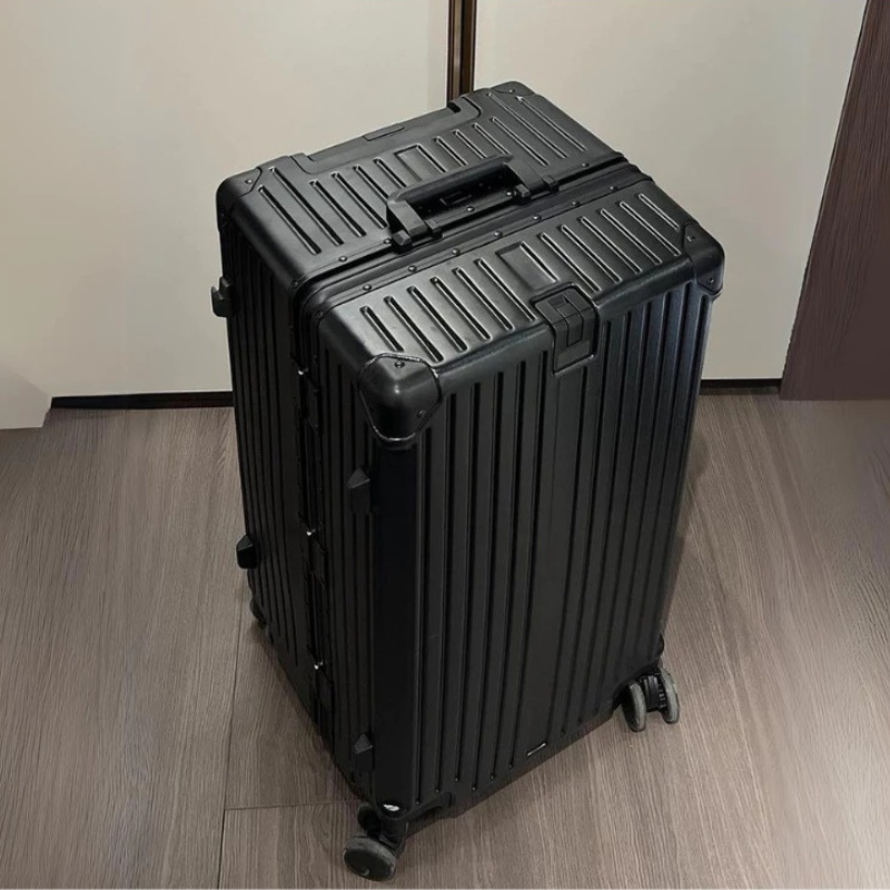 Aluminum Frame Lightweight Luggage 360 Spinner TSA Lock Large Capacity